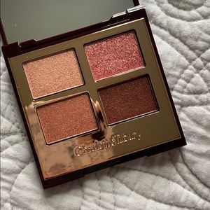 Charlotte Tilbury Pillow Talk Palette of Pops LE